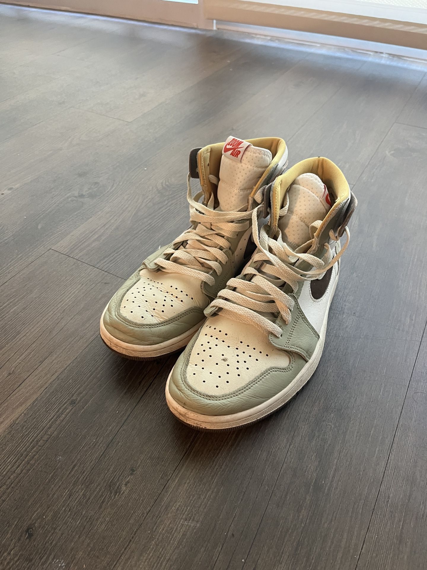 Nike Air Jordan 1 Year Of The Rabbit Edition Size 10.5