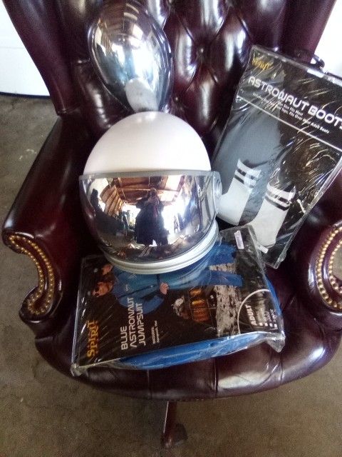 Spirit Store Complete Astronaut Costume With Costume Astronaut Full Face Helmet Boots And Complete Costume