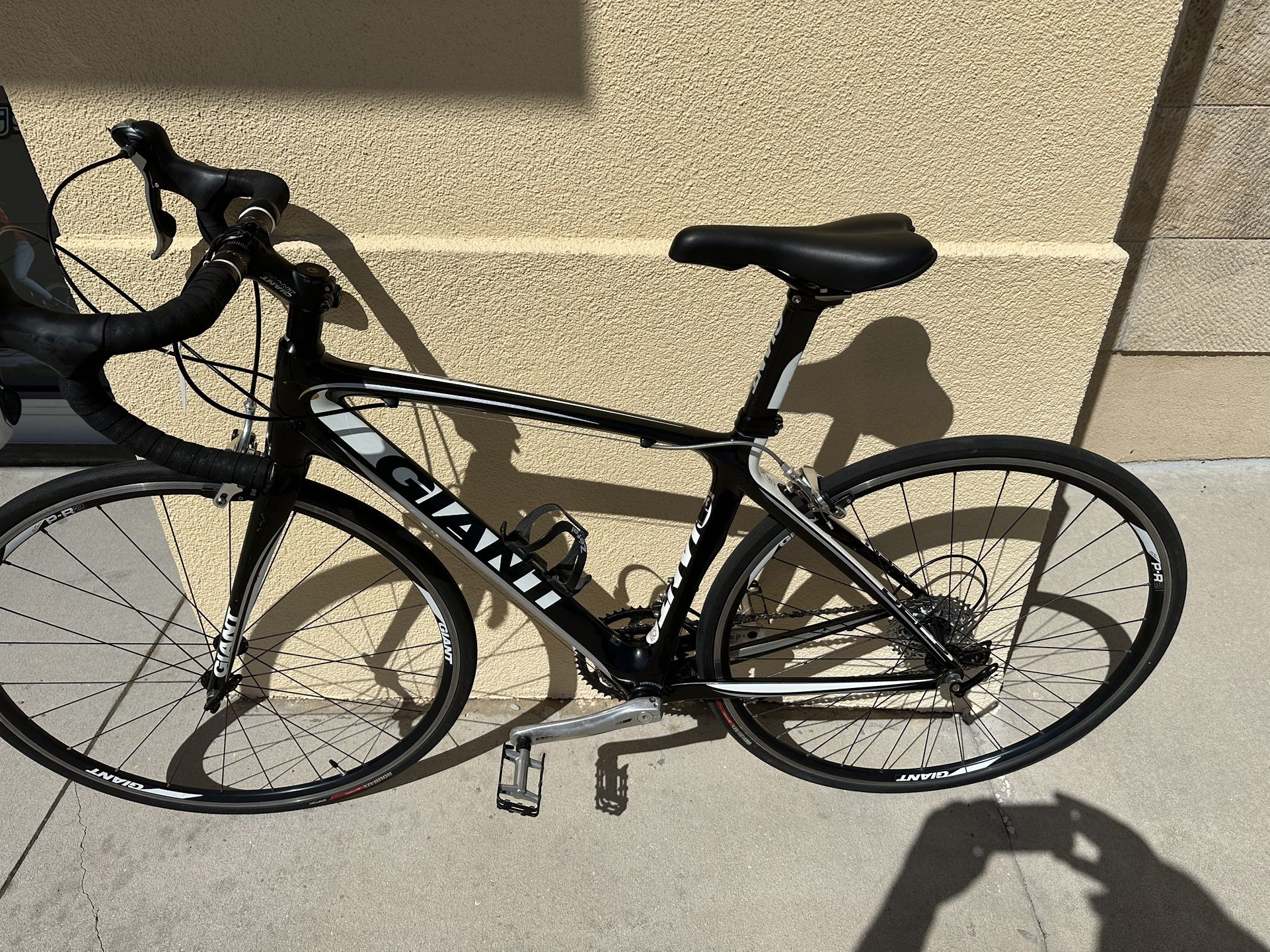 Giant Defy Carbon Road Bike Small Frame