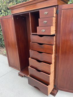 Art Deco Chifferobe/Wardrobe/Armoire