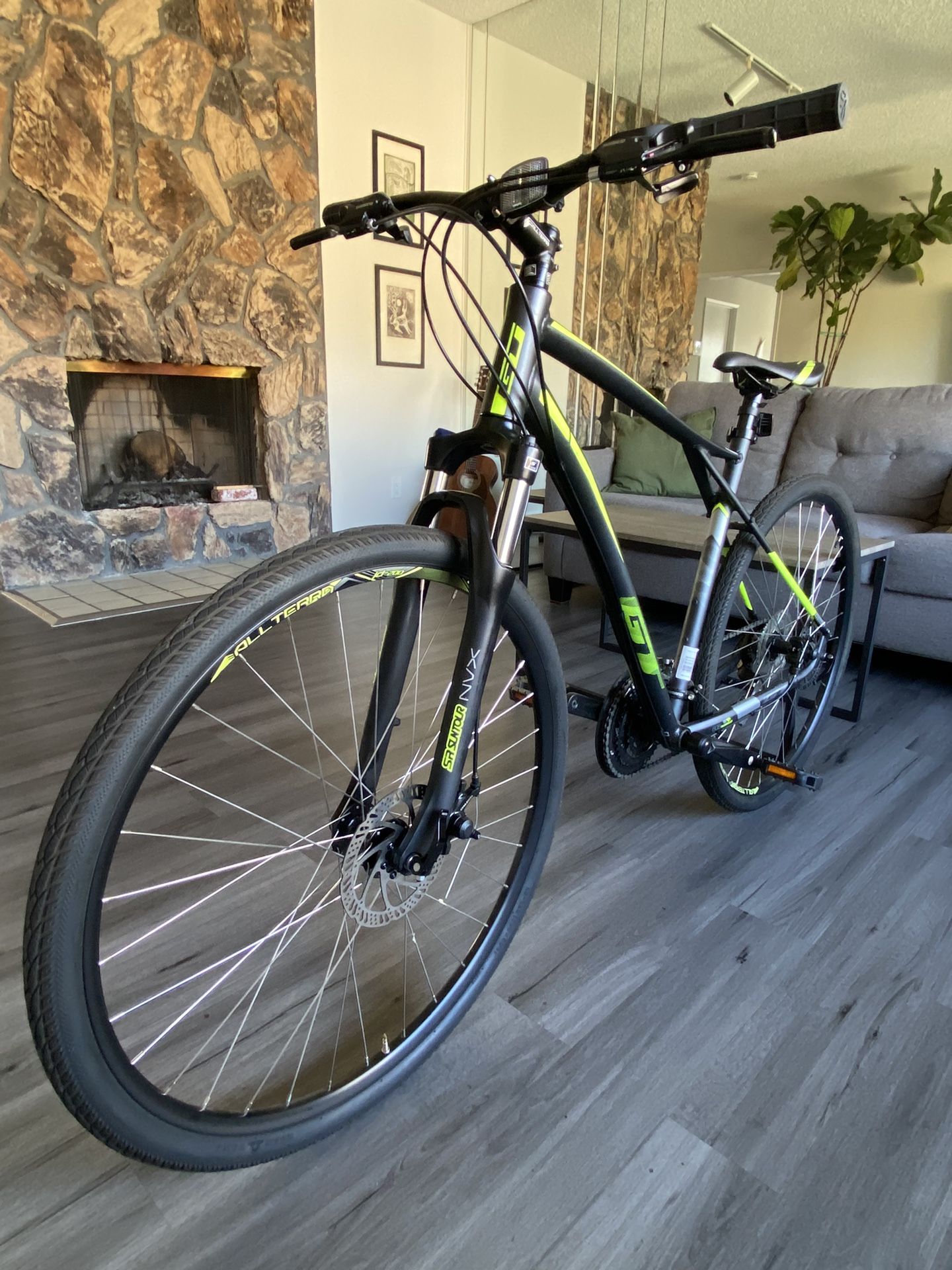 GT Mountain Bike, Talera