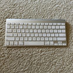 Apple Wireless Keyboard 