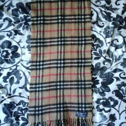 Burberry Scarf 