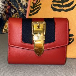 Authentic Gucci Leather Wallet 