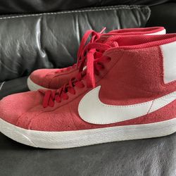 Nike Blazer Mid ‘77 Vintage Men’s Size 9