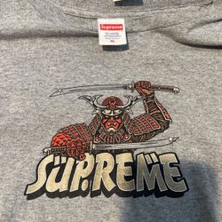 Five Supreme Size XL Shirts