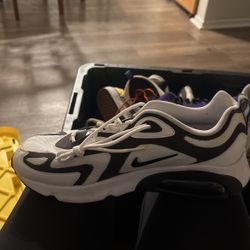 NIKE AIRMAX