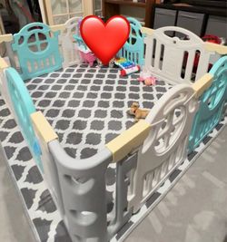 Baby playpen