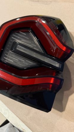 BMW X3 G01 LCI LEFT SIZE ORIGINAL OEM  QUARTER PANEL TAILLIGHT  2021-2024