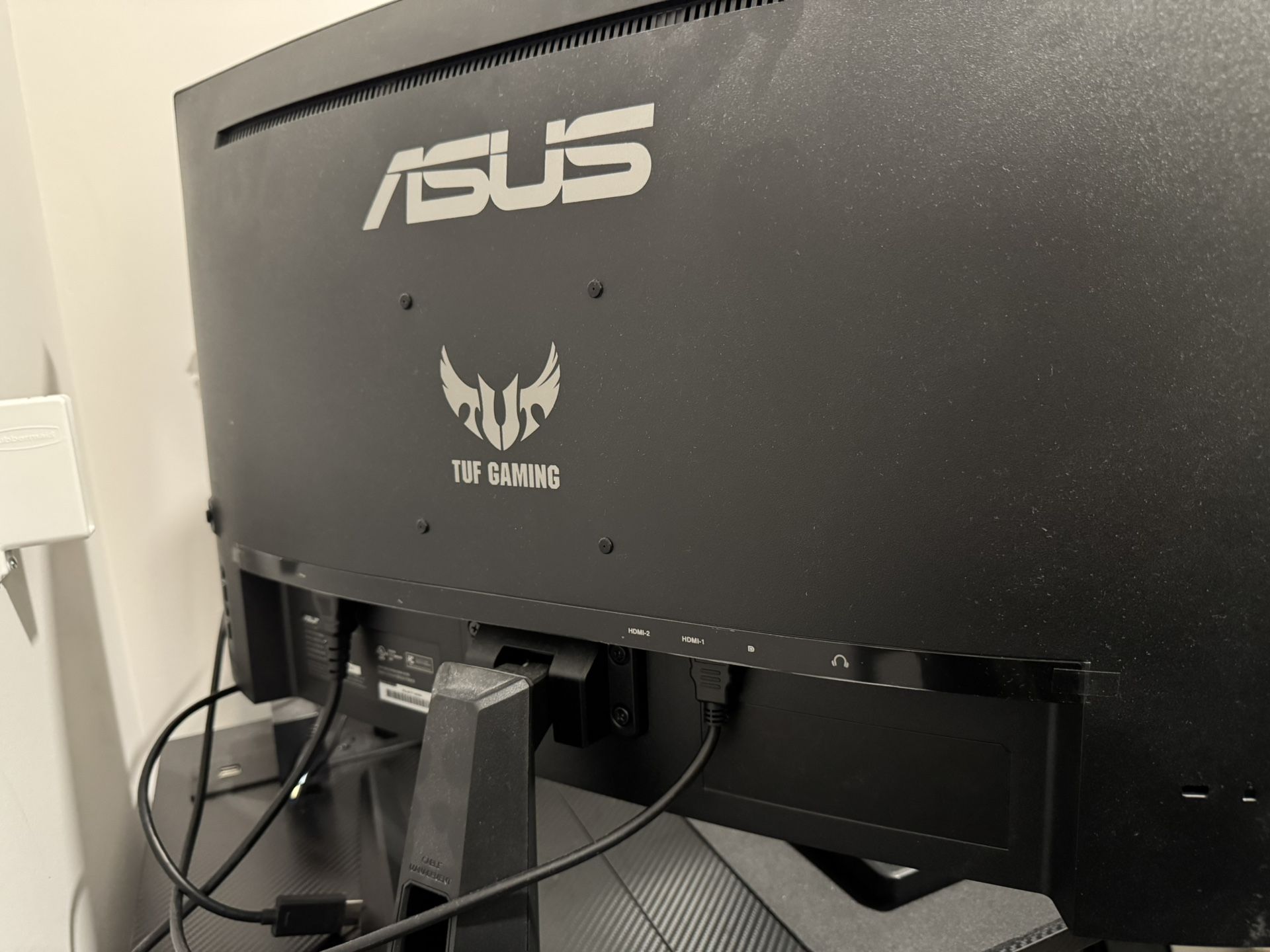 ASUS TUF Gaming VG27WQ1B 165hz 1440p GAMING MONITOR