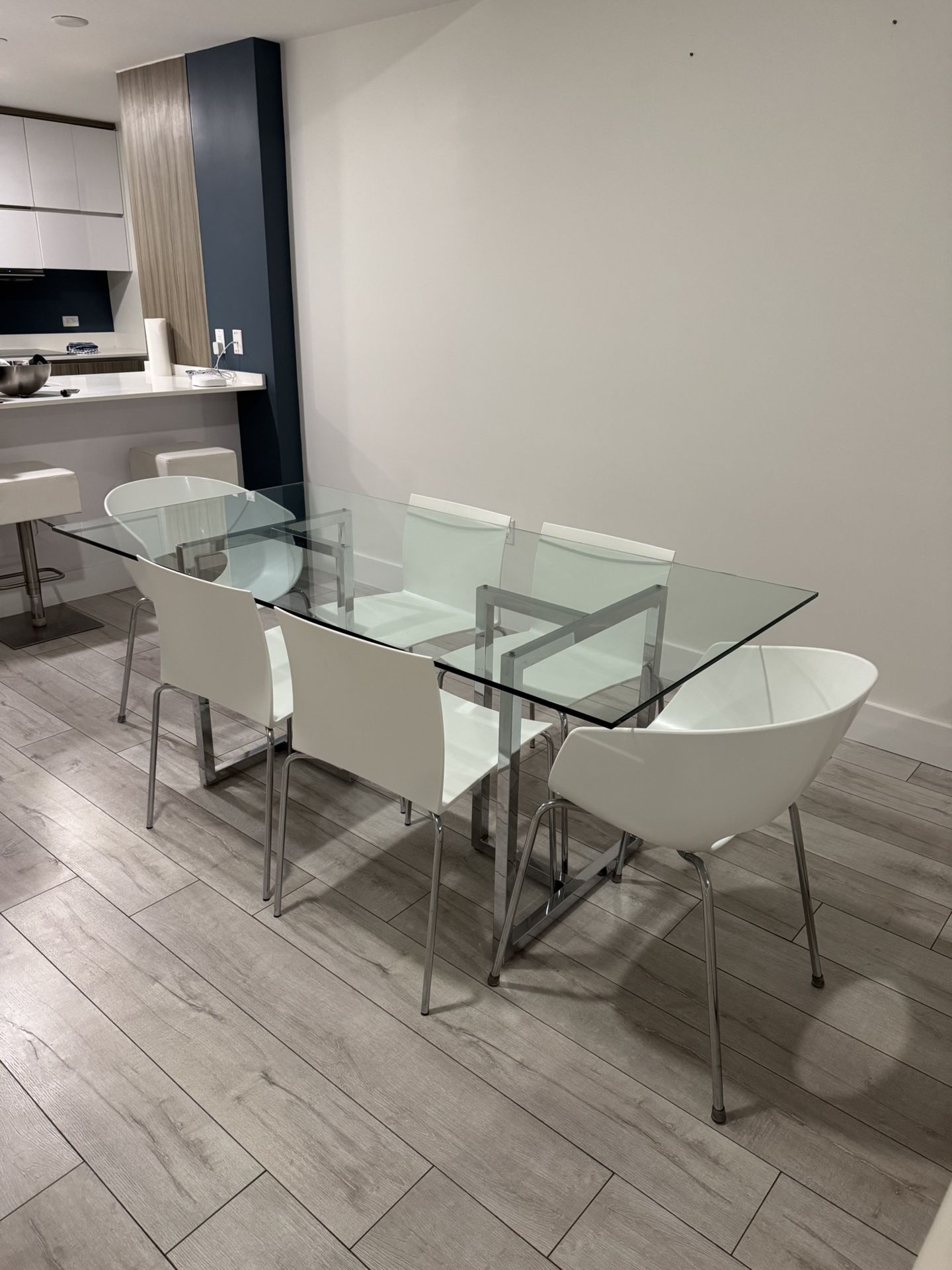 Modern Glass Dining Table with 6 Chairs – Sleek & Stylish