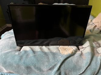 32” LG TV