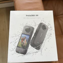 INSTA360 X4
