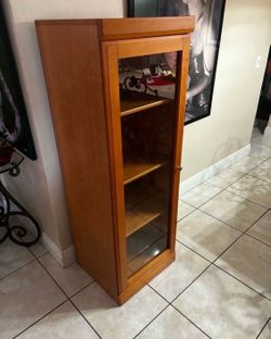 Cabinet With Glass Door & 3 Shelves