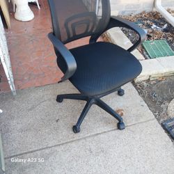 Black Office Chair 