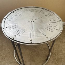 Safavieh Roman Clock Coffee Table