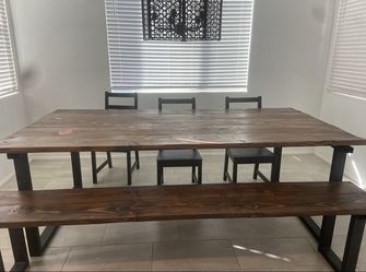 Custom Table