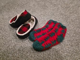 11/12 dear form slippers & cozy socks