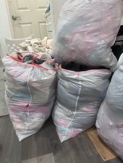 Large Lot of Mixed kids Clothing in Bags