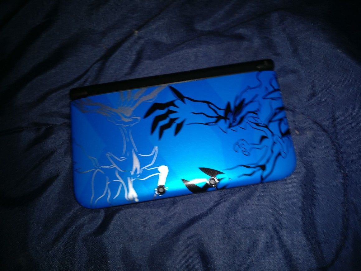 Nintendo 3DS Pokemon Ed. Set