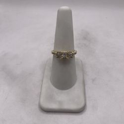 14kt Gold Diamond Engagement Style Ring 