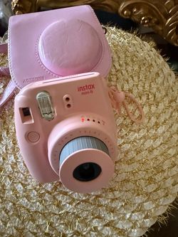 New Fuji Instax Mini 8 Camera with Strap and Case with Strap Tested Works