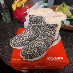 Tony Little Cheeks Leopard Print Boots (Women's Size US 9)