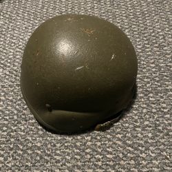 PASGT Kevlar Helmet Size S-2 with X-Small/Small Multicam Helmet Cover