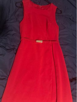 Classic Sleeveless Red Sheath Dress