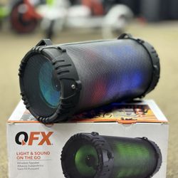 LED Light Bluetooth Speaker 