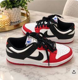 Nikes size 9 men’s used