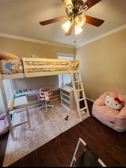 Kids bed loft w/ Desk