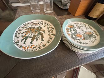 Dinner ware desert dishes