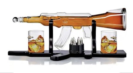 New BEZRAT Rifle Whiskey Decanter