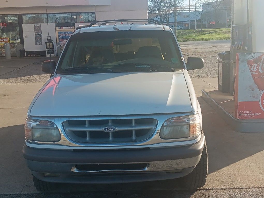 1996 Ford Explorer