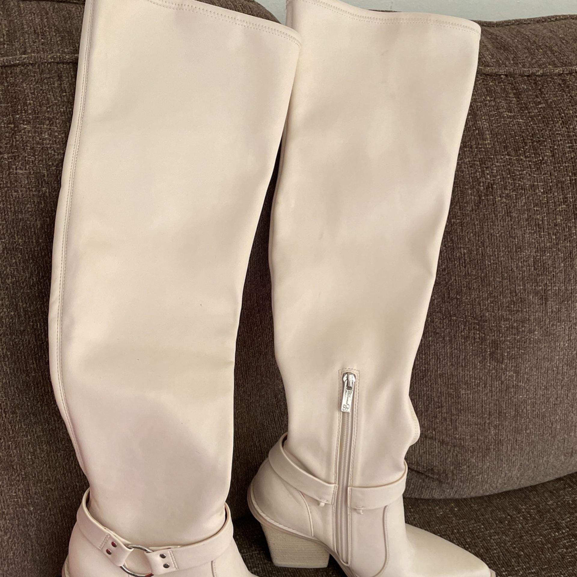 Botas