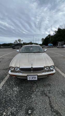 2000 Jaguar Vanden Plas