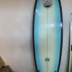 Custom Hand Shaped Surfboard 6’6”