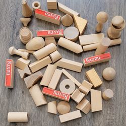 Bandu Game Stacking Game. Never Same Figure . For Girls And Boys .50 Wooden Parts, Pieces Are Used.but Puzzle Is  Good Condition.