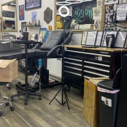 Tripod With Light Combo Phone Holder