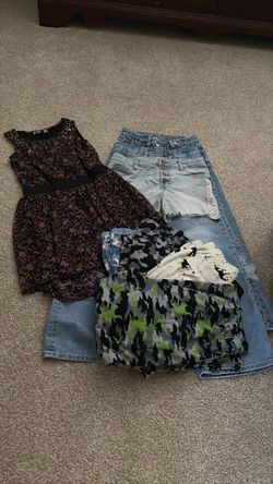 Size 10 girls clothes Old Navy baggy jeans, dress, shorts, pjs