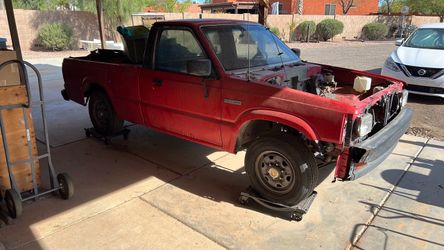 1990 Mazda B 2200 pick up