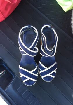 Tory burch wedges size 38B