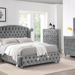 🔥 JUST IN 🔥 Brand New Glam Gray Velvet 6pc King Size Bedroom Set 
