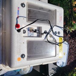 Little Giant Incubator 