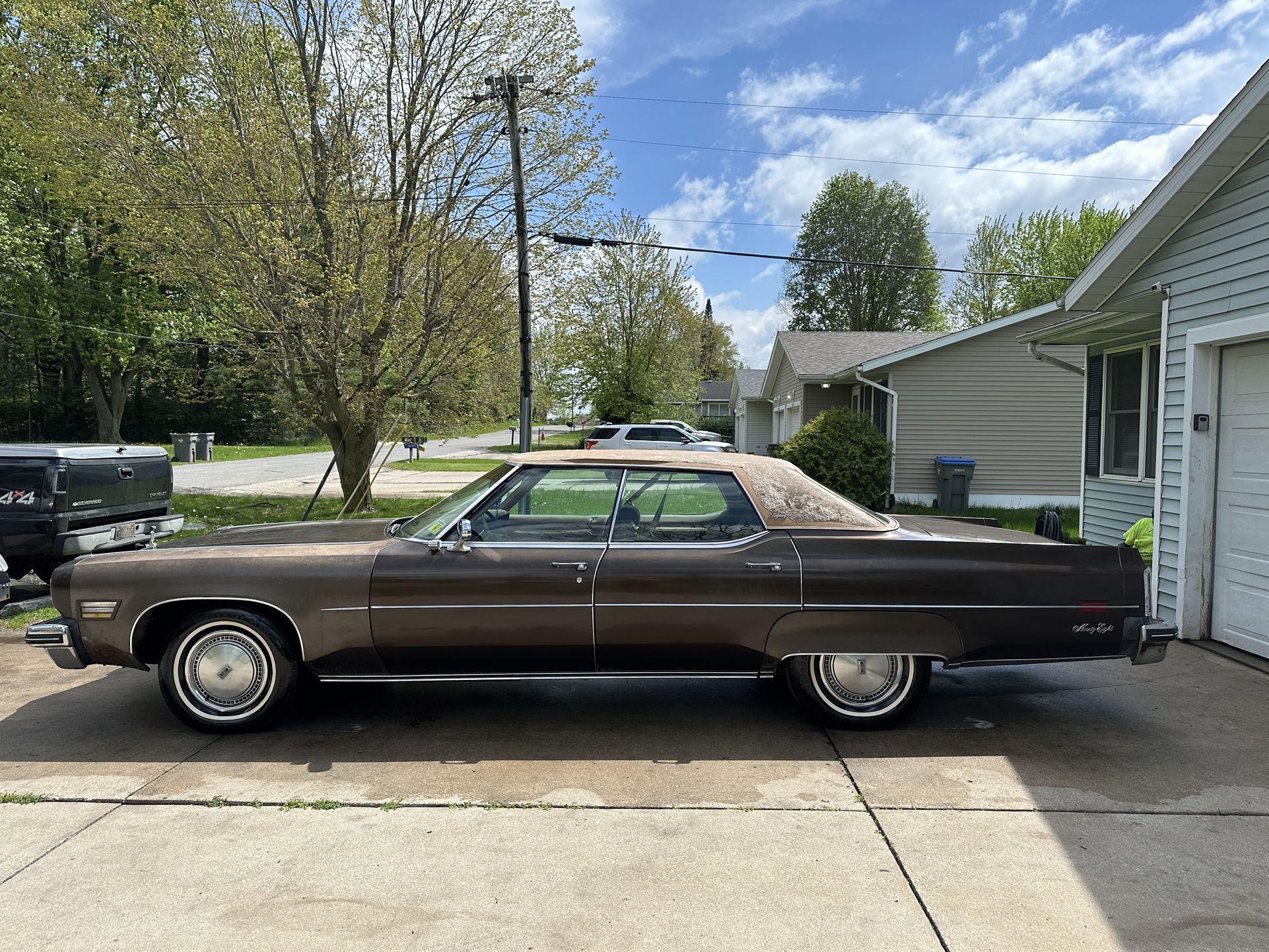 1974 Oldsmobile Ninety-Eight