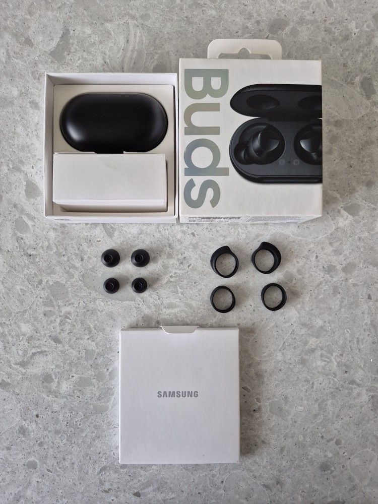 Samsung Galaxy Buds - First Generation