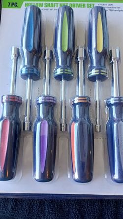 Hollow shaft nut driver set