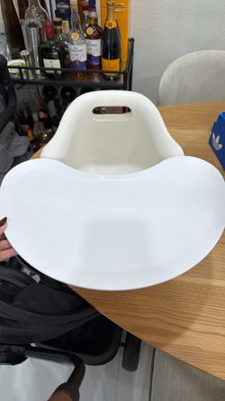 UPSEAT baby floor & booster seat with tray