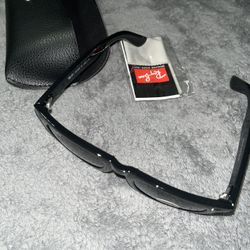 Black Sunglasses 